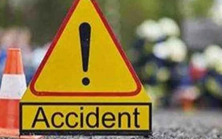 कुंडम में बेकाबू बाइक से गिरी महिला की मौत : दशगात्र कार्यक्रम से लौट रही थी घर, बहक गयी बाइक 1 kanpur news 1566648601 1
