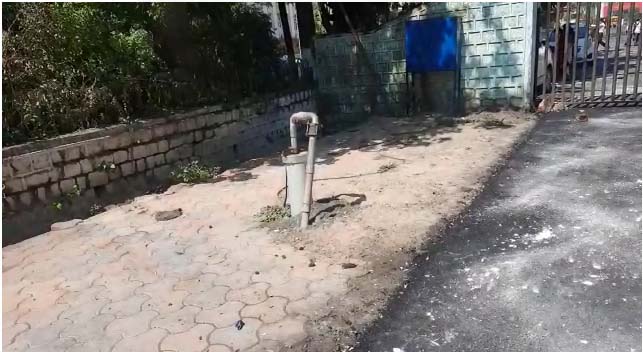 मेडिकल अस्पताल में किस काम की यूडीसी कंपनी: 75 साल के वृद्ध को नसीब नहीं हुई व्हीलचेयर 4 21 2