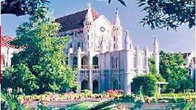 हेलमेट की अनिवार्यता पर कोर्ट ने सरकार के रवैये पर उठाए सवाल, हलफनामा पेश करने के दिए निर्देश 6 high court jabalpur