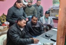 लोकायुक्त की कार्रवाई : पटवारी 5 हजार रुपये की रिश्वत लेते धराया, नामांतरण आदेश अपडेट करने के एवज में मांग रहा था रिश्वत 11 IMG 20221220 122012