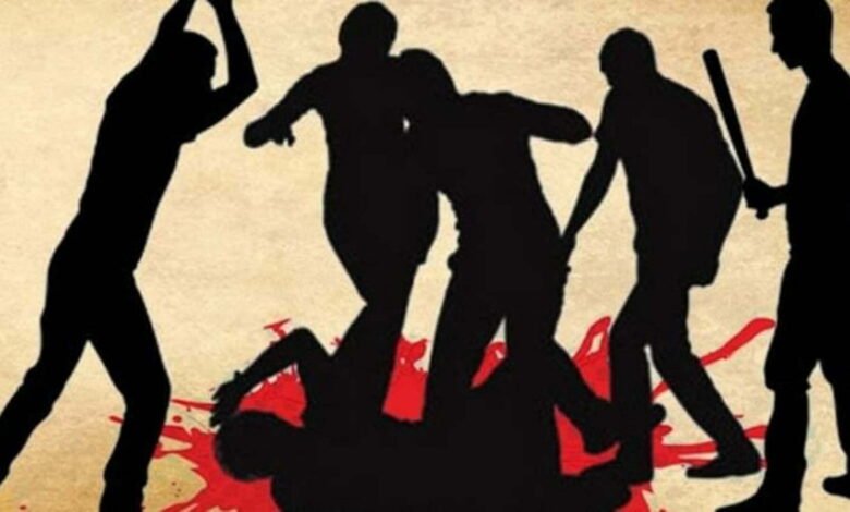 कोतवाली में 10 हजार रुपये हफ्तावसूली ना देना जीजा-साले को पड़ा भारी : डंडों से पीट-पीटकर किया बेदम, जीजा की हालत नाजुक 1 SEOHARA MARPEET