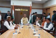 MP विधानसभा में अविश्वास प्रस्ताव पर चर्चा:नरोत्तम बोले- सिंधिया जी का चेहरा दिखाकर वोट मांगे, भांवरे बुड्ढे आदमी से पड़वा दीं 13 VIDHAN SABHA MEETING 1