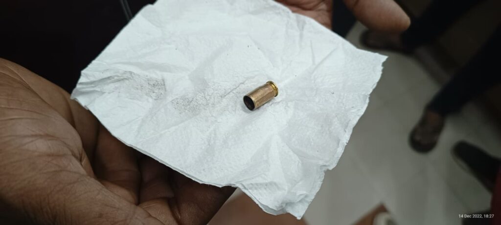 रांझी रेस्टारेंट में चाकूबाजी के बाद हवाई फायरः आर्डर लेट होने पर हुआ विवाद 2 WhatsApp Image 2022 12 14 at 19.05.52