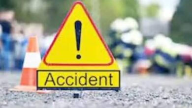 bdmaasho ne luuttii vyaapaarii kii baaik piichaa krte smy ttren kii cpett men aane se vyaapaarii kii maut 1629776009 s