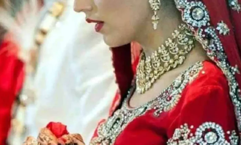 bride news 1567175716 749x421