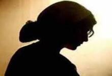 माढ़ोताल पुलिस ने पूणे से युवती को किया दस्तयाब : एक महिने से थी लापता, घर का बंधन नहीं था पसंद 10 images 89