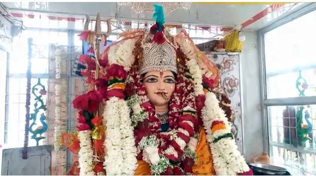 मां नर्मदामयी हुई संस्कारधानी सुबह से नर्मदा तटों पर लगा भक्तों का तांता 1 14 2