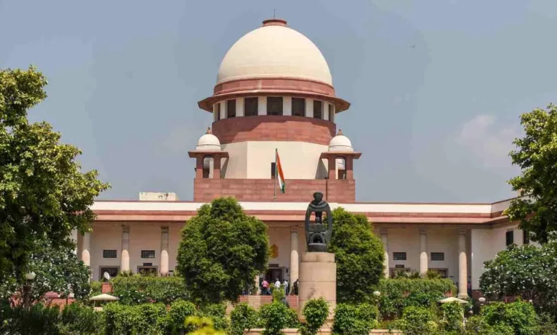 सुप्रीम कोर्ट का बोलने की आजादी पर ज्यादा पाबंदी से इनकार : कहा- खुद मंत्री ही जिम्मेदार, सरकार जिम्मेदार नहीं 1 SUPREME Court PTI 1