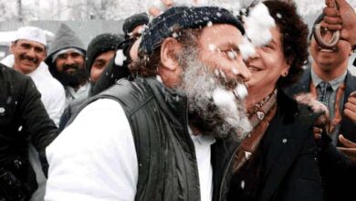 भारत जोड़ो यात्रा की क्लोजिंग सेरेमनी:राहुल ने श्रीनगर में तिरंगा फहराकर यात्रा खत्म की; प्रियंका के साथ बर्फबारी का लुत्फ उठाया 13 Untitled 2 copy 9