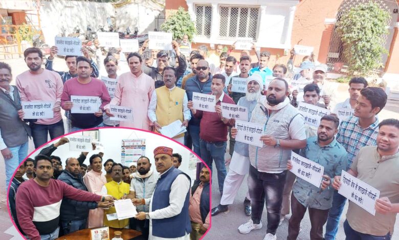 महापौर जी... घनी बस्तियों से अवैध जानलेवा कारखानों एवं गोदामों को हटाया जाया 1 Untitled 5 copy 4