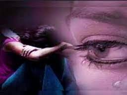 पत्नी को हुआ लकवा तो पति ने घर से भगाया : कहा- बीमार है, दहेज लेकर आओ 1 download 18