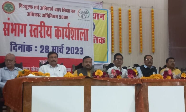 जबलपुर में बाल अधिकार सरंक्षण आयोग सदस्य ने कहा बाल अधिकारों का हनन न हो इसका ध्यान रखें 1 3fc9e9fa 8571 453a a04f f12afabcf4b0