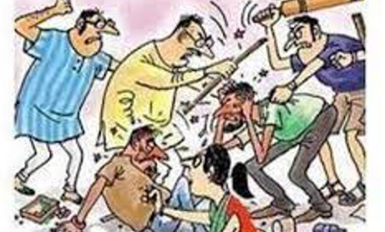 दोस्तों ने ही दोस्त के सिर में पटक दिया पत्थर : लहूलुहान छोड़कर भागे , एफआईआर 1 beaten 780x470 1