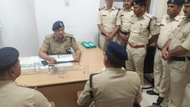 नवागत एसपी पहुंचे हाईकोर्ट, सुरक्षा व्यवस्था का लिया जायजा : कहा- मुस्तैदी से करे ड्यूटी 11 c5d08fc7 aec9 444a bc72 2b9dc2494171