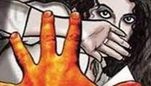 टॉयलेट गई नाबालिग से युवकों ने की छेड़खानी : 3 आरोपी गिरफ्तार 1 download 4 1