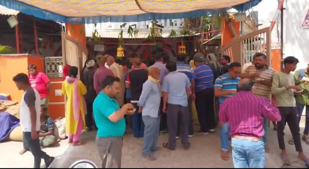 a0851bfe 3f06 49a3 a282 93f7882cf974