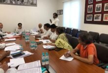 RAJNEETIK KHABAR- पूर्व मुख्यमंत्री के निवास पर हुई कांग्रेस वचन पत्र समिति की बैठक-पुरानी पेंशन बहाली, 500 में सिलेण्डर, 1500 रू. महिलाओं को प्रतिमाह दिये जाने जैसे महत्वपूर्ण शामिल 11 aa8b2500 1d52 4fe3 80eb 8252c29e32eb