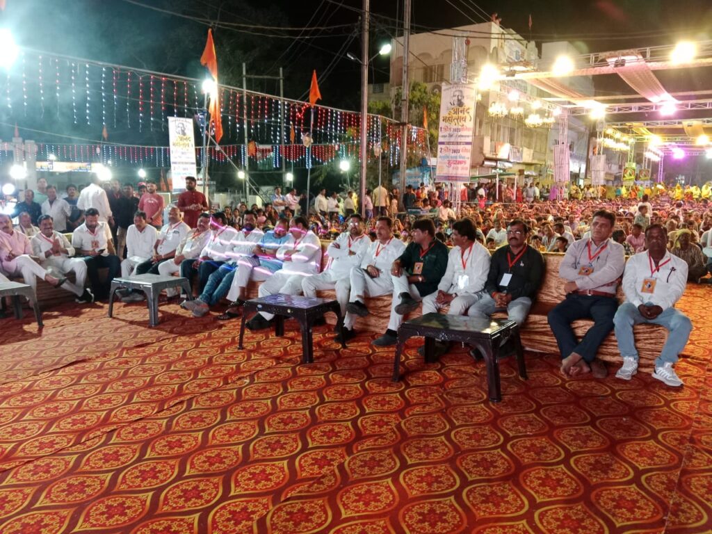 ecb6aa25 1b7f 424a 89bf f832223ed478