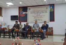 9502bdf2 01f9 4de6 83b8 081fe3fa53e1