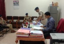 एसपी टीके विद्यार्थी ने बदमाशों को थाने बुलाकर दी कड़ी चेतावनी : हनुमानताल, कोतवाली, गोहलपुर थाने का किया निरीक्षण, दिए निर्देश 10 5f6431e5 c2eb 4250 ae9e a4d39b7dd193