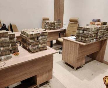 IT RAID , 25 करोड़ कैश मिला:300 अफसरों ने 95 घंटे में 600 करोड़ के फर्जी लेन-देन, 100 करोड़ की टैक्स चोरी पकड़ी 1 77777777777777777