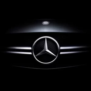 Mercedes Benz मार्केट में आ रही है सबके छक्के छुड़ाने न्यू मर्सिडीज कार,धांसू फीचर्स और स्टाइलिश लुक के साथ लेगी जबरदस्त एंट्री,जानिए प्राइस 5 WhatsApp Image 2023 06 19 at 00.10.59