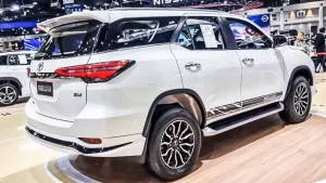 Fortuner को मुँह तोड़ जवाब देने आ रही न्यू टोयोटा कार,धांसू फीचर्स और स्टाइलिश लुक के साथ लेगी एंट्री,जानिए प्राइस 2 fortuner price hike april 2022 600x338 2 1