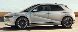 Hyundai Ioniq 5N मार्केट में आ रही है सबके छक्के छुड़ाने न्यू हुंडई की इलेक्ट्रिक कार,धांसू फीचर्स और स्टाइलिश लुक के साथ लेगी जबरदस्त एंट्री,जानिए प्राइस 3 hyundai ioniq5 concept