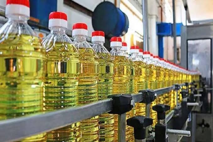 बड़ी खुशखबरी:सरसों तेल की कीमत में हुई बड़ी गिरावट, फटाफट करें खरीदारी वरना हाथ से निकलेगा मौका 1 images 2023 06 07T103542.655
