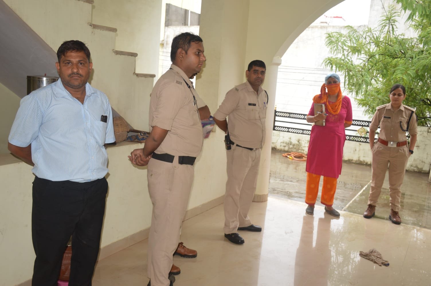 चरित्र संदेह व क्षणिक क्रोध के चलते पति ने की थी हत्या, प्रथम दृष्टया में पुलिस का खुलासा 1 04d51c63 55d8 4ba1 a65a 72436716b8ff