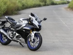 Yamaha R15 मार्केट में चारो ओर वाहवाही लूट रही मात्र 30 हजार में अब आएगा सफर का मजा जाने डिटेल्स 2 WhatsApp Image 2023 07 19 at 3.23.38 PM