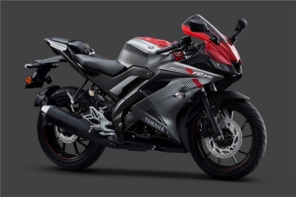 Yamaha R15 मार्केट में चारो ओर वाहवाही लूट रही मात्र 30 हजार में अब आएगा सफर का मजा जाने डिटेल्स 1 Yamaha R15 मार्केट में चारो ओर वाहवाही लूट रही मात्र 30 हजार में अब आएगा सफर का मजा जाने डिटेल्स