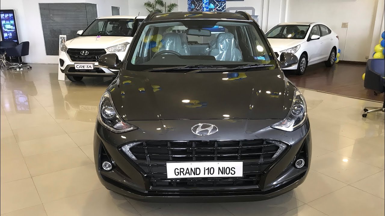 कातिलाना लुक के साथ अब मार्केट मे होगा कुछ खास Hyundai की इस नई सस्ती कार मे मिलेगा तगड़ा इंजन जानिए क्या होगी कीमत 2 maxresdefault 15