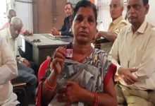 मेरे मरने के बाद मीटिंग में मेरे कपड़े लेकर जाना':पिता से किया वादा निभा रही बेटी, 32 साल से बकाया मिलने की राह देख रहे हुकुमचंद मिल के श्रमिक 9 12 4