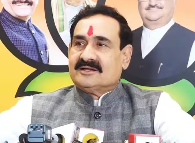 MP Election 2023 मध्यप्रदेश के गृहमंत्री नरोत्तम मिश्रा का मथुरा सांसद पर कसा शिंकजा जाने क्या बोल गए 1 MP Election 2023 मध्यप्रदेश के गृहमंत्री नरोत्तम मिश्रा का मथुरा सांसद पर कसा शिंकजा जाने क्या बोल गए