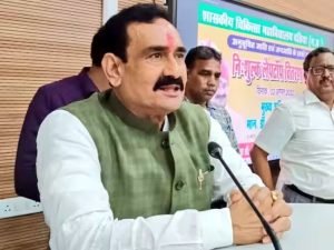 MP Election 2023 मध्यप्रदेश के गृहमंत्री नरोत्तम मिश्रा का मथुरा सांसद पर कसा शिंकजा जाने क्या बोल गए 2 WhatsApp Image 2023 10 26 at 2.20.12 PM