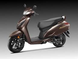 अब वक्त जरूरत के लिए Honda Activa को कम कीमत में खरीदे, गजब फीचर के मिलेंगा तगड़ा इंजन 2 images 2023 10 06T152720.453