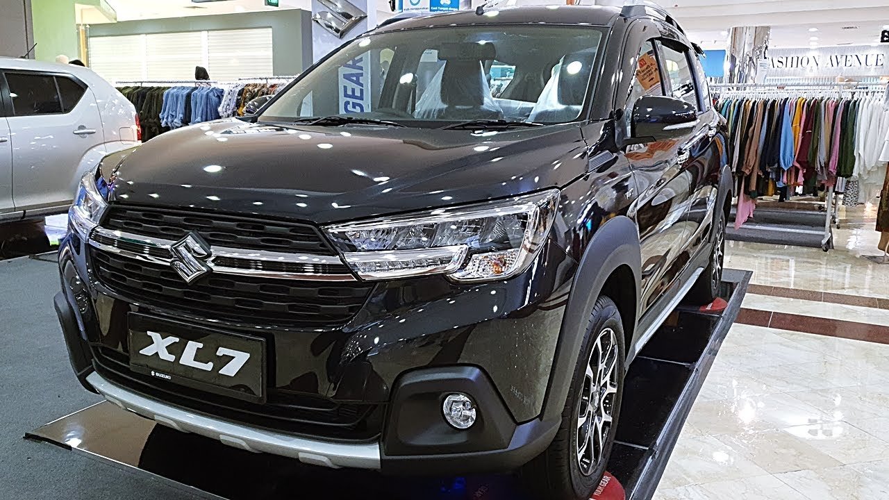Maruti की यह प्रीमियम कार अब Toyota का करेगी दीवाली में साफ सुफड़ा, दमदार इंजन के साथ मार्केट में मचेगा बवाल 4 maxresdefault 2023 10 29T165522.788