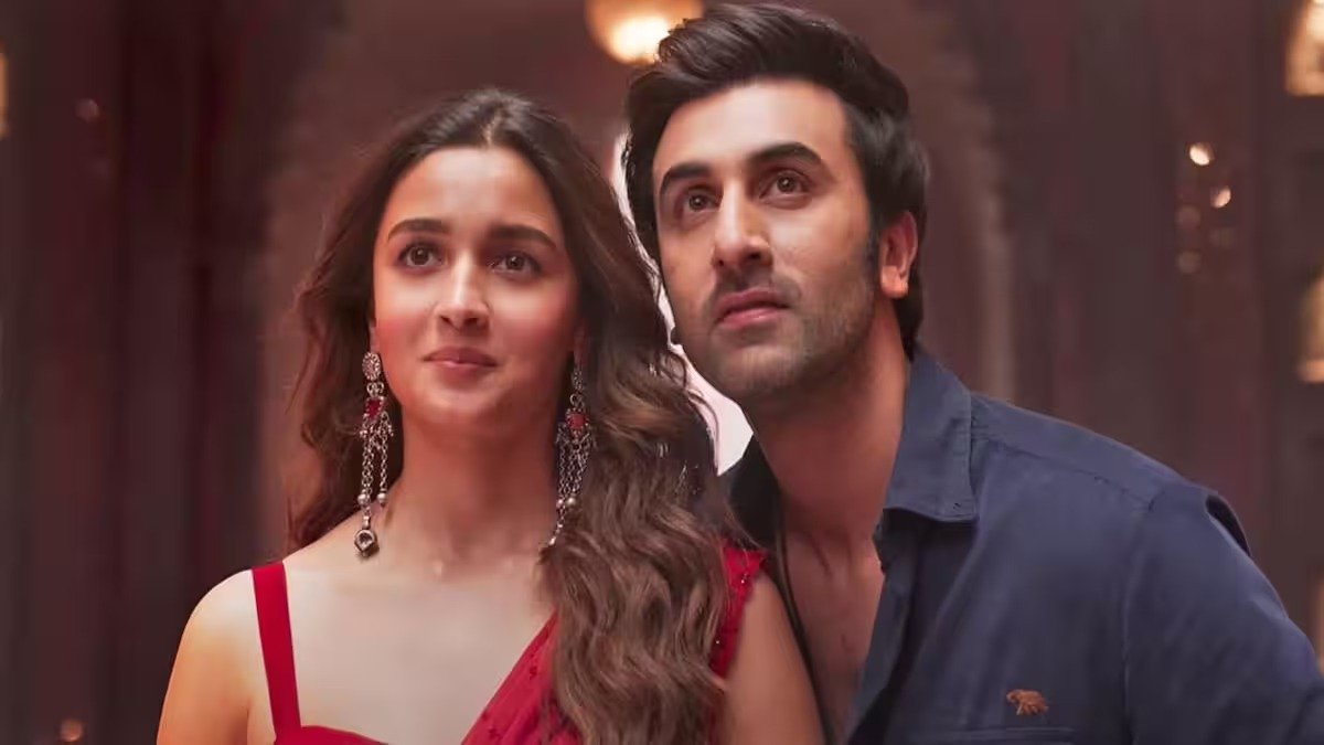 Koffee With Karan के शो में करीना कपूर ने आलिया भट्ट को दी दूसरा बच्चा पैदा करने की सलाह, जाने खबर 3 249326f5 7639 4e70 a03b 4bd7effa2b44