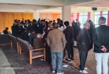 गहमागहमी के बीच हुए जिला अधिवक्ता संघ के चुनाव , आठ सौ से ज्यादा अधिवक्ता मतदान में निभा रहे भागीदारी 11 50aba482 0051 476d 8cd6 789d5a46fb85