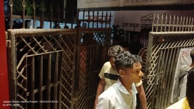 *सहजपुर मटर मंडी के सामने लगा घंटों से जाम* 8 IMG 20231204 WA0017