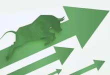 Multibagger Stocks बरस रहा पैसा ही पैसा! 1 महीने में दिया 70% रिटर्न, जाने शेयरों में तेजी की वजह