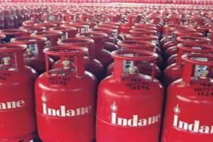LPG अगर आपको भी होना 500 रुपये में गैस सिलेंडर, तो अभी करे ये काम मौका निकला हाथ से तो होगा पछतावा 2 WhatsApp Image 2023 12 13 at 4.06.14 PM2