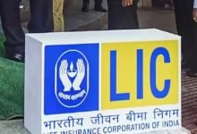 LIC की स्कीम में हो रही 'छप्परफाड़' धन वर्षा, जानिए किन लोगों को मिलेगा इसका फायदा 17 LIC की स्कीम में हो रही 'छप्परफाड़' धन वर्षा, जानिए किन लोगों को मिलेगा इसका फायदा