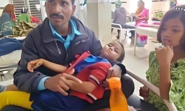 दुर्घटना : मोटर सायकिल की टक्कर से छात्रा हुई घायल 1 4545