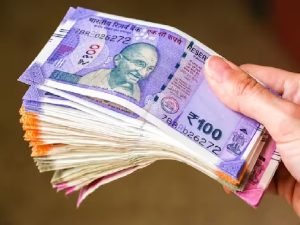 FD Interest Rate बैंक ऑफ बड़ौदा और यूनियन बैंक के साथ ये बैंक ग्राहक को दे रहा रिकार्डतोड़ ब्याज यहाँ देखे कहां मिलेगा तगड़ा फायदा 2 WhatsApp Image 2024 01 06 at 12.17.58 PM