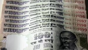 100 Rupees Note मिट्टी में पड़ा यह नोट के बदले मिल रहे 5 लाख रुपये,तरीका जीत रहा दिल तुरंत देखे ये खबर 2 WhatsApp Image 2024 01 08 at 2.54.39 PM1