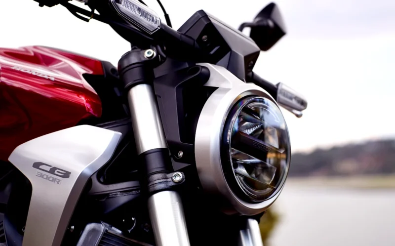 लोहे की मजबूती लोहार से पूछो, Honda का माइलेज रेस में चलने वाले युवाओ से पूछो, जिनके पास हो हौंडा उसका है ये जमाना 3 image 225 800x498 1