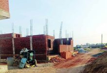 बिना नक्शा पास कराए धड़ल्ले से हो रहे भवन निर्माण : अवैध निर्माण और प्लाटिंग पर क्यों कार्यवाही नहीं कर रहा प्रशासन एवं नगर निगम 11 Screenshot 2024 02 27 13 54 54 113 com.whatsapp