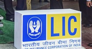 LIC की ये स्कीम पैसों की किल्लत से दिला रही छुटकारा! एक बार करें निवेश,मिलते रहेगी जीवन भर पेंशन 3 WhatsApp Image 2024 02 05 at 2.32.03 PM